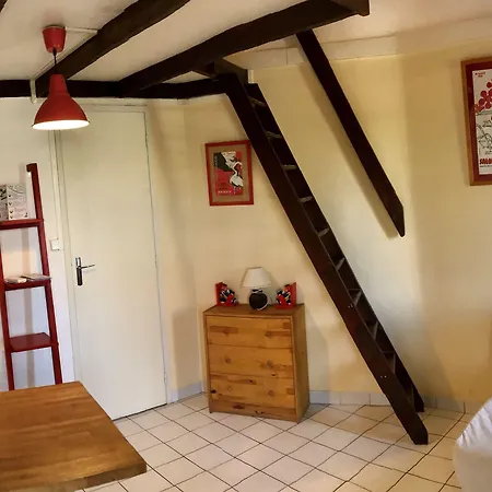 Thibaud Hotel 2*